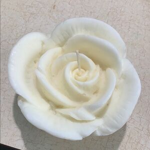 Cream Rose Shaped Candle
